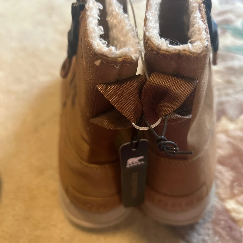 Sorel step into